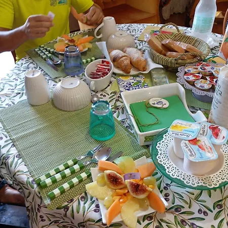Bed & Breakfast Xenios Montano Antilia